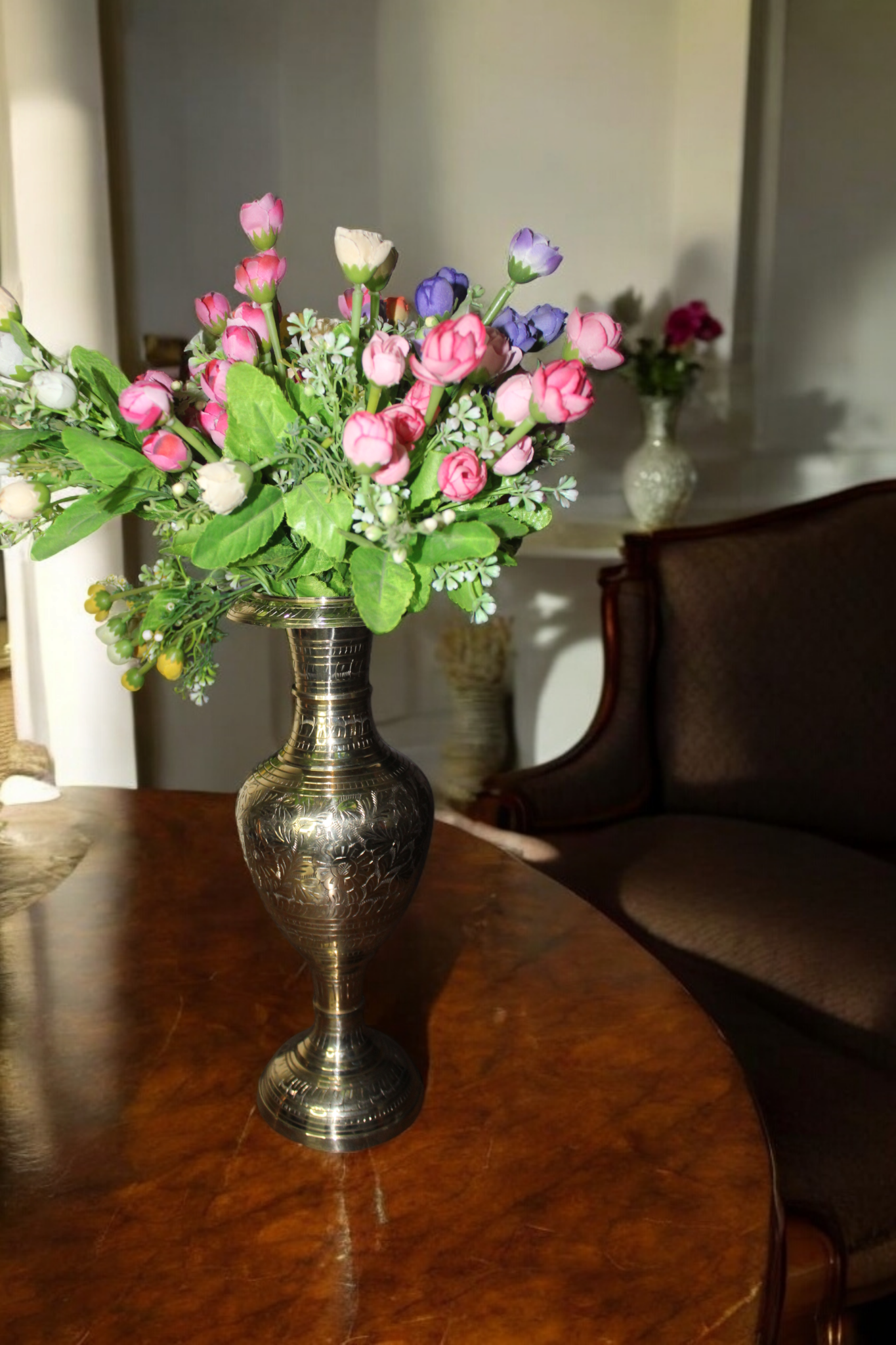 Brass Flower Vase - UTENSIO-THE CHOICE OF ARTISANS