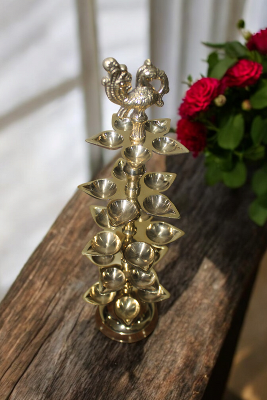 Brass Premium Diya Lamp/Oil lamp (Single) - UTENSIO-THE CHOICE OF ARTISANS