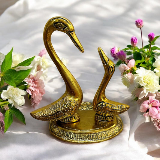 swan pair vastu